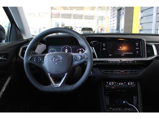 Opel Grandland | Adaptieve Cruise Control | Afneembare Trekhaak | V + A Camera ActivLease financial lease