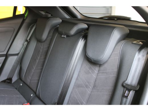 Opel Mokka 1.2 Turbo Ultimate | Adaptieve Cruise Control | 18 Inch Lichtmetalen Velgen | Stoel en Stuurwielv... ActivLease financial lease