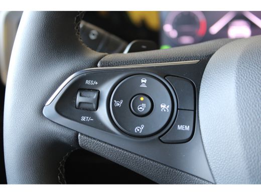 Opel Mokka 1.2 Turbo Ultimate | Adaptieve Cruise Control | 18 Inch Lichtmetalen Velgen | Stoel en Stuurwielv... ActivLease financial lease