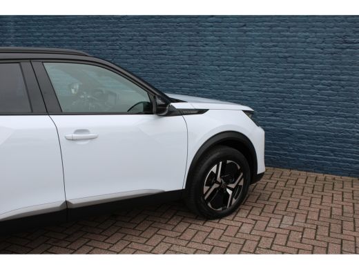 Peugeot 2008 1.2 Hybrid 136 GT | Automaat | Navigatie | Camera | Adaptieve cruise control | Mild Hybrid | BTW | ActivLease financial lease