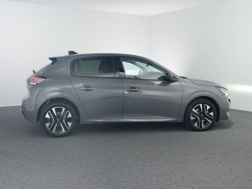 Peugeot 208 1.2 PureTech 100 Allure | Achterspoiler | Achteruitrijcamera | Alarm klasse 1(startblokkering) ActivLease financial lease