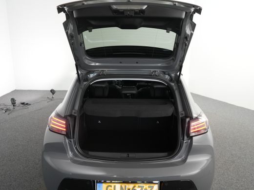Peugeot 208 1.2 PureTech 100 Allure | Achterspoiler | Achteruitrijcamera | Alarm klasse 1(startblokkering) ActivLease financial lease