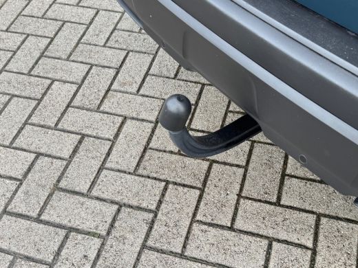 Peugeot 3008 1.2 PureTech Blue Lease Active NL AUTO | CAMERA | TREKHAAK | CARPLAY | ActivLease financial lease