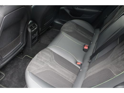 Peugeot 408 1.2 PureTech GT 130 EAT8 | Automaat | Navigatie | Camera | Alcantara | Apple carplay | Elektrisch... ActivLease financial lease