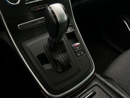 Renault Scénic 1.3 TCe 140 EDC Intens NL AUTO | TREKHAAK | PANO | CAMERA | ActivLease financial lease