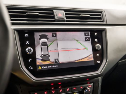 Seat Ibiza 1.0 TSI Sport (APPLE CARPLAY, GROOT NAVI, CAMERA, CLIMATE, CRUISE, SPORTSTOELEN, GETINT GLAS, LM ... ActivLease financial lease