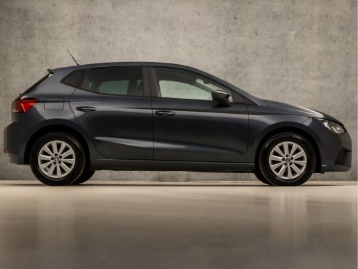 Seat Ibiza 1.0 TSI Sport (APPLE CARPLAY, GROOT NAVI, CAMERA, CLIMATE, CRUISE, SPORTSTOELEN, GETINT GLAS, LM ... ActivLease financial lease
