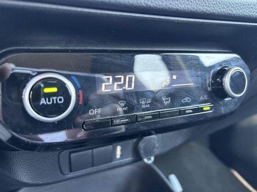 Toyota Aygo 1.0 VVT-i S-CVT first | Camera | Climate Controle | CarPlay / Android Auto ActivLease financial lease
