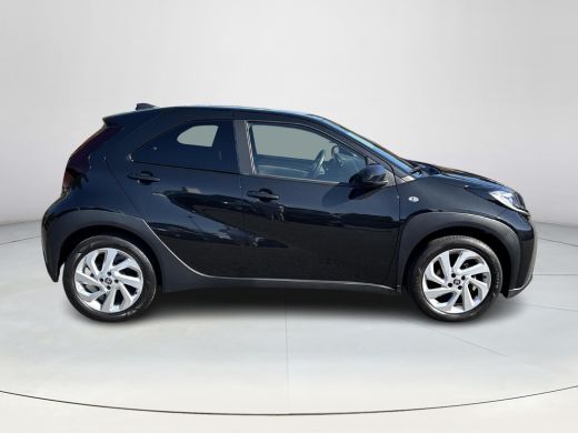 Toyota Aygo 1.0 VVT-i S-CVT first | Camera | Climate Controle | CarPlay / Android Auto ActivLease financial lease