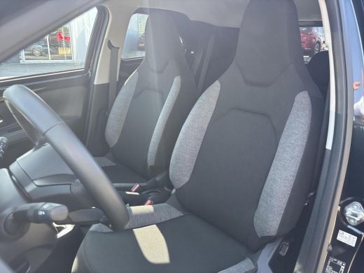 Toyota Aygo 1.0 VVT-i S-CVT first | Camera | Climate Controle | CarPlay / Android Auto ActivLease financial lease