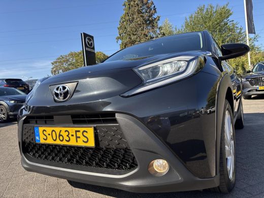 Toyota Aygo 1.0 VVT-i S-CVT first | Camera | Climate Controle | CarPlay / Android Auto ActivLease financial lease