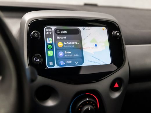 Toyota Aygo 1.0 VVT-i Sport (APPLE CARPLAY, NAVIGATIE, LM VELGEN, SPORTSTOELEN, CAMERA, LANE ASSIST, NIEUWE A... ActivLease financial lease