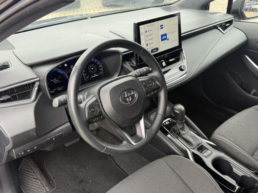Toyota Corolla Touring Sports Hybrid 140 Active **ADAPTIEF CRUISE CONTROL/ AUTOMATISCHE DIMLICHTEN/ LM VELGEN/ GARANTIE** ActivLease financial lease