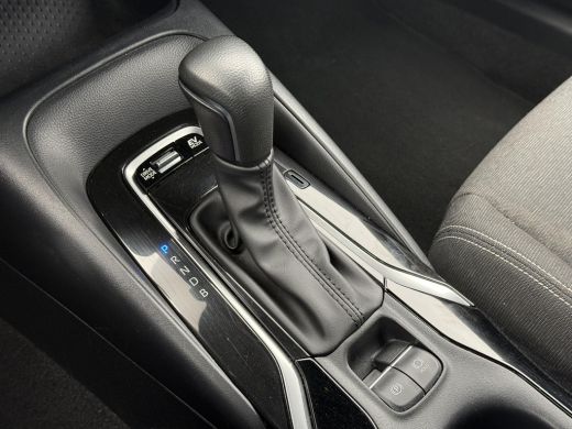 Toyota Corolla Touring Sports Hybrid 140 Active **ADAPTIEF CRUISE CONTROL/ AUTOMATISCHE DIMLICHTEN/ LM VELGEN/ GARANTIE** ActivLease financial lease