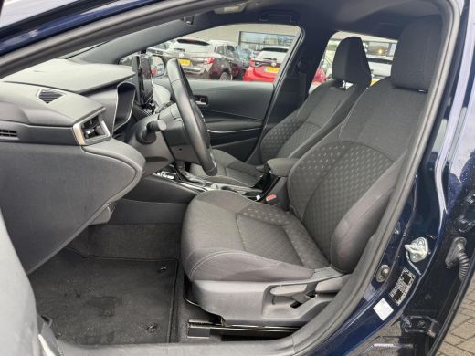 Toyota Corolla Touring Sports Hybrid 140 Active **ADAPTIEF CRUISE CONTROL/ AUTOMATISCHE DIMLICHTEN/ LM VELGEN/ GARANTIE** ActivLease financial lease