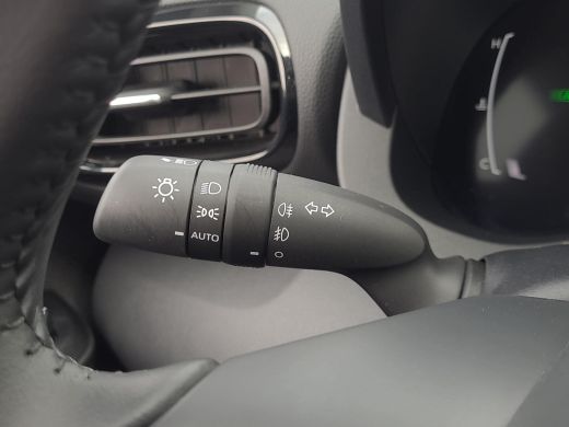 Toyota Yaris 1.5 Hybrid 115 First Edition | Apple CarPlay | Navigatie | Rijklaarprijs incl. garantie | ActivLease financial lease