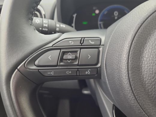 Toyota Yaris 1.5 Hybrid 115 First Edition | Apple CarPlay | Navigatie | Rijklaarprijs incl. garantie | ActivLease financial lease