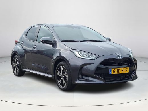 Toyota Yaris 1.5 Hybrid 115 First Edition | Apple CarPlay | Navigatie | Rijklaarprijs incl. garantie | ActivLease financial lease