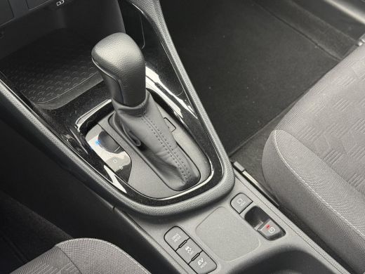 Toyota Yaris 1.5 Hybrid 115 First Edition **KEYLESS/ LENDENSTEUN/ ADAPTIEF CRUISE CONTROL/ GARANTIE** ActivLease financial lease