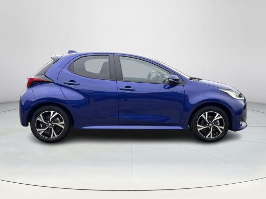 Toyota Yaris 1.5 Hybrid 115 First Edition **KEYLESS/ LENDENSTEUN/ ADAPTIEF CRUISE CONTROL/ GARANTIE** ActivLease financial lease