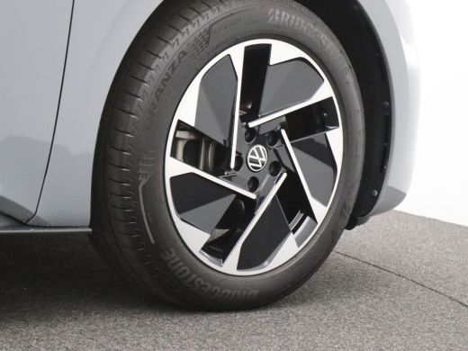 Volkswagen ID.3 Pro 58 kWh 204PK Warmtepomp, Adaptieve Cruise Control, Full Led, Keyless, App-Connect, Navi, Stuu... ActivLease financial lease