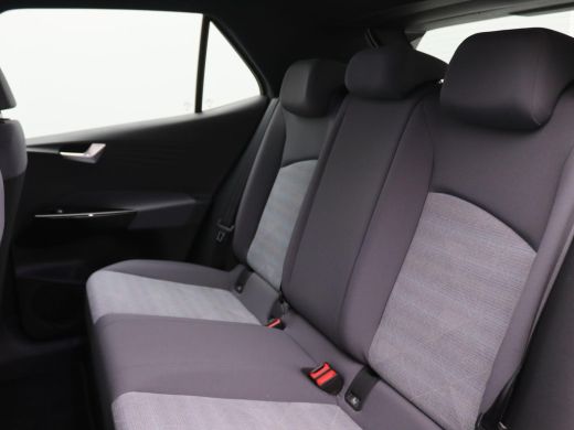 Volkswagen ID.3 Pro 58 kWh 204PK Warmtepomp, Adaptieve Cruise Control, Full Led, Keyless, App-Connect, Navi, Stuu... ActivLease financial lease