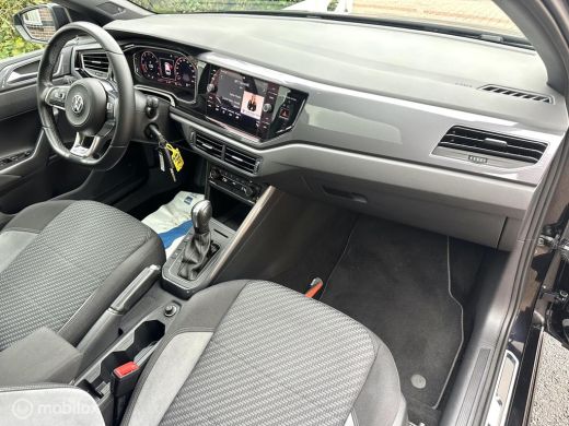 Volkswagen Polo 1.0 TSI 116PK DSG AUTOMAAT 3X R-LINE PANORAMADAK LED VERLICHTING ACHTERUITRIJCAMERA ZEER COMPLETE... ActivLease financial lease