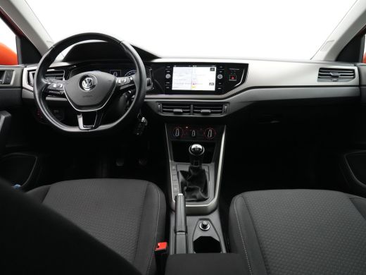 Volkswagen Polo 1.0 TSI 95pk R-Line Navigatie Carplay Acc Pdc 248 ActivLease financial lease