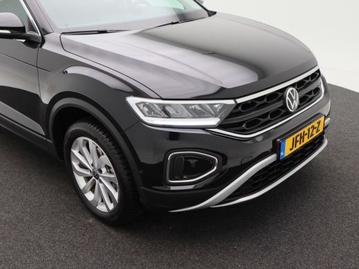 Volkswagen T-Roc 1.5 TSi 150 Pk Automaat Life Edition | Carplay | Camera | Adaptive Cruise | Parkeersensoren | Sto... ActivLease financial lease