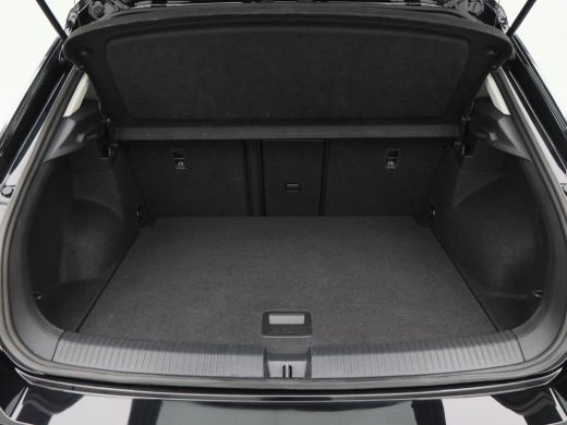 Volkswagen T-Roc 1.5 TSi 150 Pk Automaat Life Edition | Carplay | Camera | Adaptive Cruise | Parkeersensoren | Sto... ActivLease financial lease