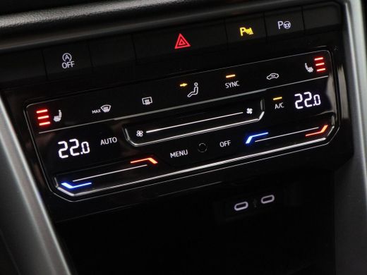 Volkswagen T-Roc 1.5 TSi 150 Pk Automaat Life Edition | Carplay | Camera | Adaptive Cruise | Parkeersensoren | Sto... ActivLease financial lease