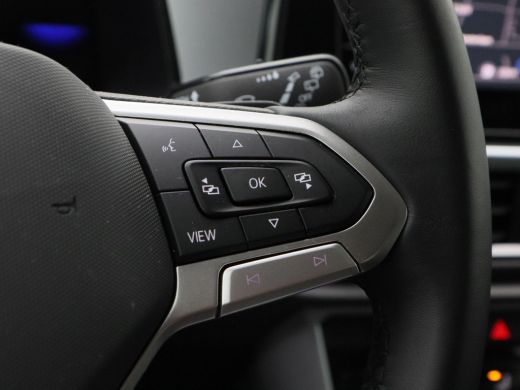 Volkswagen T-Roc 1.5 TSi 150 Pk Automaat Life Edition | Carplay | Camera | Adaptive Cruise | Parkeersensoren | Sto... ActivLease financial lease