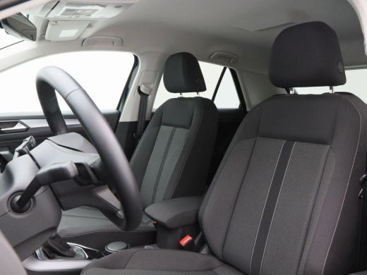 Volkswagen T-Roc 1.5 TSi 150 Pk Automaat Life Edition | Carplay | Camera | Adaptive Cruise | Parkeersensoren | Sto... ActivLease financial lease