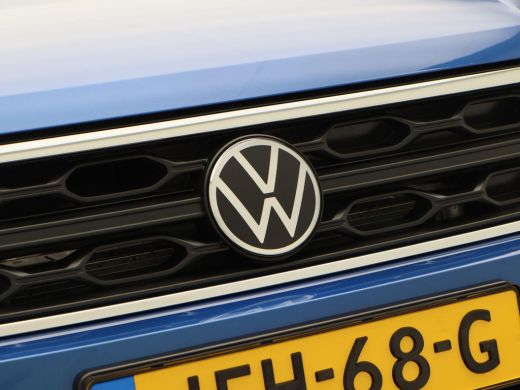 Volkswagen T-Roc 1.5 TSi 150 Pk Automaat Life Edition | Carplay | Camera | Stoel Verwarming | Parkeersensoren | LE... ActivLease financial lease