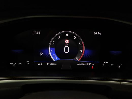 Volkswagen T-Roc 1.5 TSi 150 Pk Automaat Life Edition | Carplay | Camera | Stoel Verwarming | Parkeersensoren | LE... ActivLease financial lease