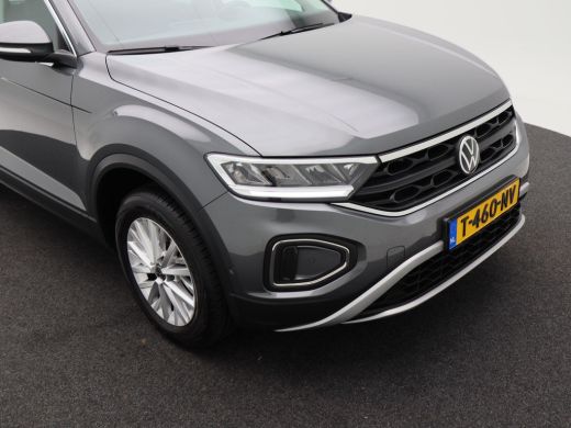 Volkswagen T-Roc 1.5 TSi Life 150 Pk Automaat | Adaptive Cruise | Carplay | Camera | Parkeersensoren | Privacy Gla... ActivLease financial lease