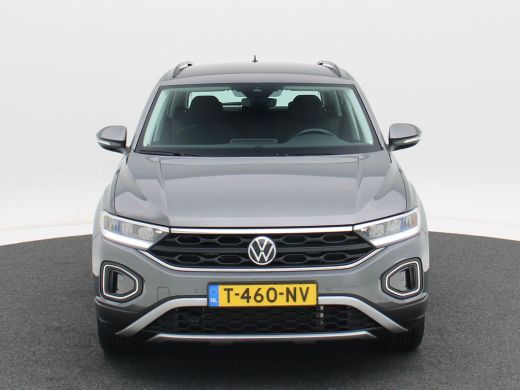 Volkswagen T-Roc 1.5 TSi Life 150 Pk Automaat | Adaptive Cruise | Carplay | Camera | Parkeersensoren | Privacy Gla... ActivLease financial lease