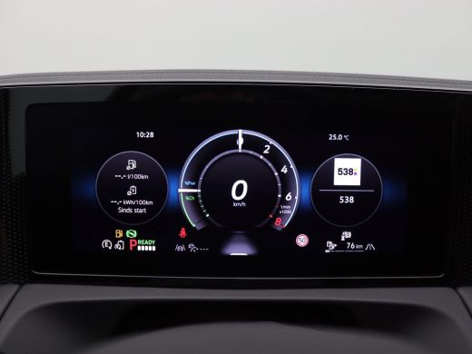 Volkswagen Tiguan 1.5 eHybrid Life Edition 204PK DSG Trekhaak, Panoramadak, 19" LM Velgen, Achteruitrijcamera, Side... ActivLease financial lease