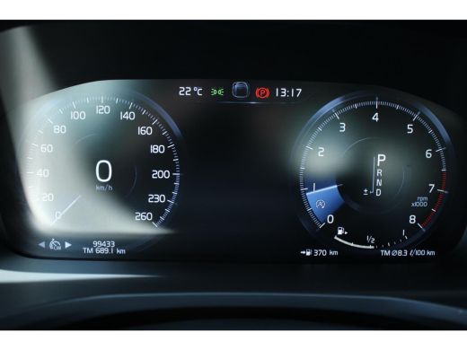 Volvo  S60 2.0 T4 R-Design | Adaptieve cruise control incl. BLIS | Trekhaak | Keyless | Stoelverwarming | ActivLease financial lease