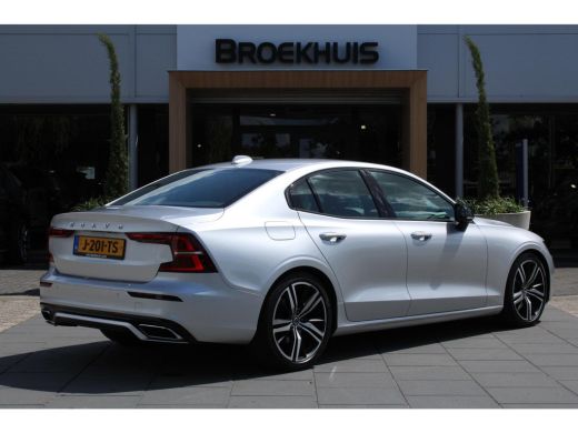 Volvo  S60 2.0 T4 R-Design | Adaptieve cruise control incl. BLIS | Trekhaak | Keyless | Stoelverwarming | ActivLease financial lease
