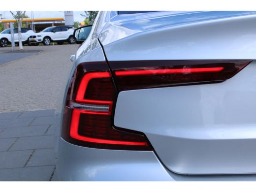 Volvo  S60 2.0 T4 R-Design | Adaptieve cruise control incl. BLIS | Trekhaak | Keyless | Stoelverwarming | ActivLease financial lease