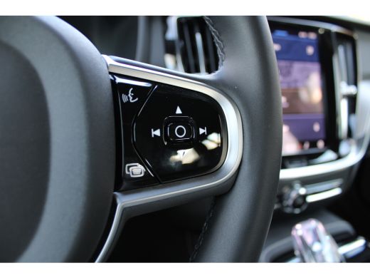 Volvo  V60 T6 AWD Plus Dark trekhaak |  360 camera | Stoel + Stuurverwarming | Harman Kardon | ActivLease financial lease