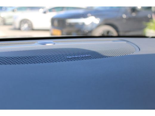 Volvo  V60 T6 AWD Plus Dark trekhaak |  360 camera | Stoel + Stuurverwarming | Harman Kardon | ActivLease financial lease