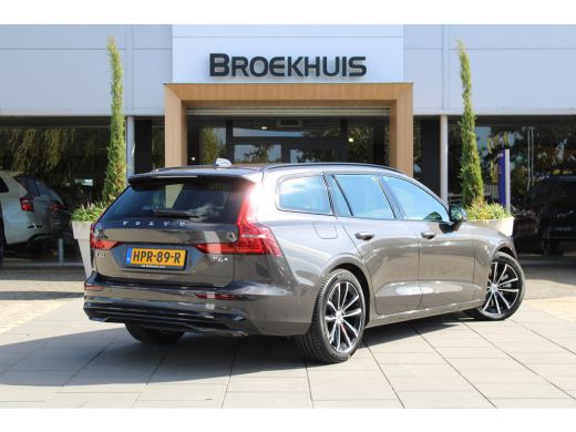 Volvo  V60 T6 AWD Plus Dark trekhaak |  360 camera | Stoel + Stuurverwarming | Harman Kardon | ActivLease financial lease