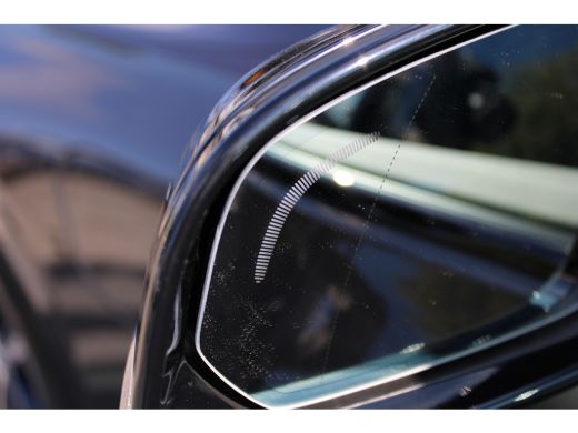 Volvo  V60 T6 AWD Plus Dark trekhaak |  360 camera | Stoel + Stuurverwarming | Harman Kardon | ActivLease financial lease