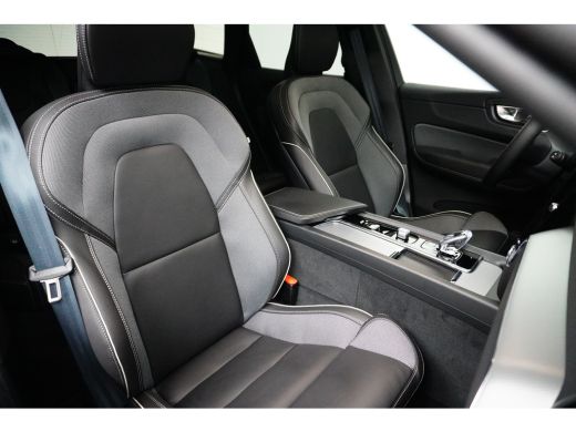 Volvo  XC60 Black Edition |  trekhaak | Keyless entry | Stoel + Stuurverwarming | ActivLease financial lease