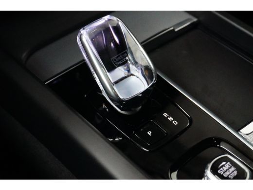Volvo  XC60 Black Edition |  trekhaak | Keyless entry | Stoel + Stuurverwarming | ActivLease financial lease
