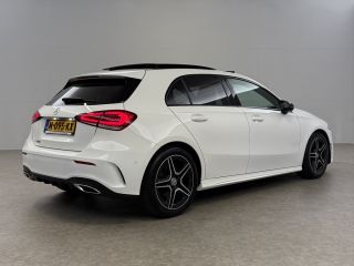 Mercedes-Benz A-Klasse 200 AMG | Panoramadak | Camera | Sfeerverl. | LED | Virtual Cockpit | Navi | Cruise