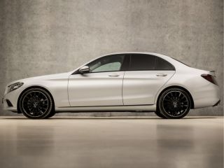 Mercedes-Benz C-Klasse 180 AMG Sport 157Pk Automaat (APPLE CARPLAY, GROOT NAVI, PANAMERICANA GRILL, SFEERVERLICHTING, LE...