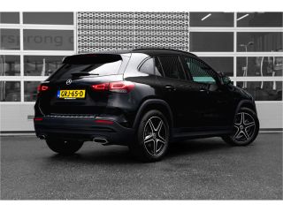 Mercedes-Benz GLA 180 136pk AMG Line | Camera | Stoelverwarming |